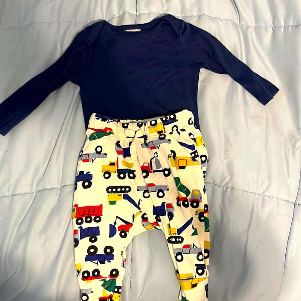 Hannah Anderson boys 6-12 month outfit